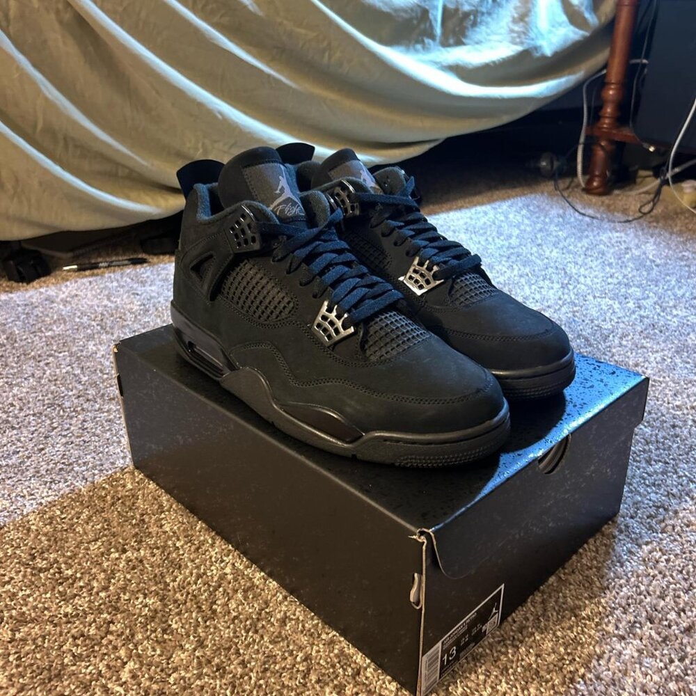 Jordan 4 Retro Black Cat 2025